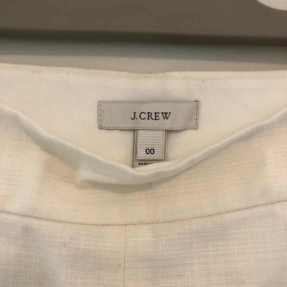 J Crew Pleated White Shorts in 00 - Picture 4 of 4